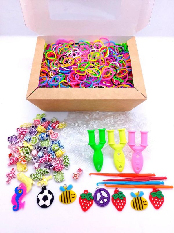 Набір резинок для плетіння браслетів Fashion loom bands 3500 шт великий різнобарвний набір для творчості з підвісками та намистинами в коробці